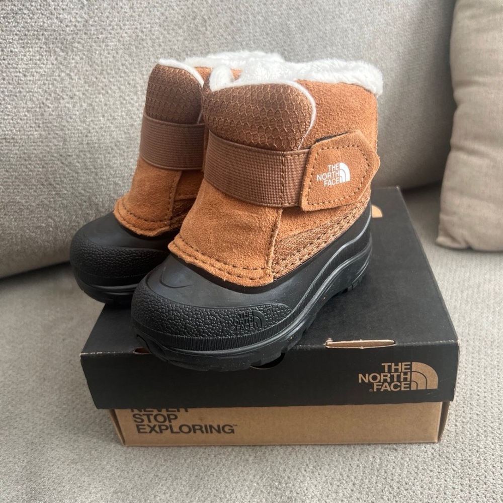 The North Face Kids Brown and Black Insulated Winter Boots